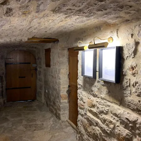 Manoir Du Charme Dans Les Gorges Du Tarn Lozere فندق مبيت وإفطار Quezac (Lozere)