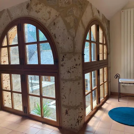Manoir Du Charme Dans Les Gorges Du Tarn Lozere Oda ve Kahvaltı
