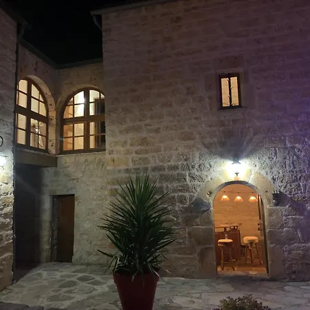 Manoir Du Charme Dans Les Gorges Du Tarn Lozere Bed & Breakfast
