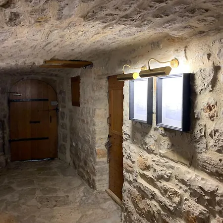 Manoir Du Charme Dans Les Gorges Du Tarn Lozere Quezac (Lozere)