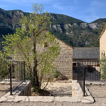 Manoir Du Charme Dans Les Gorges Du Tarn Lozere