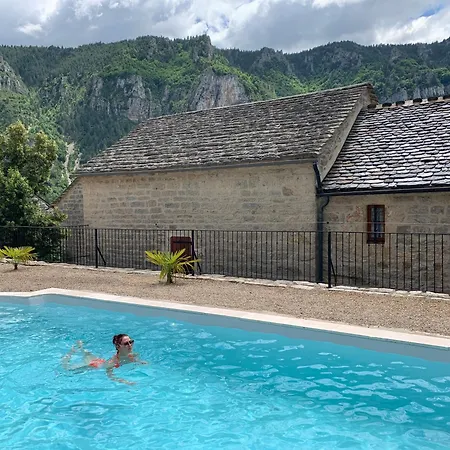 Manoir Du Charme Dans Les Gorges Du Tarn Lozere