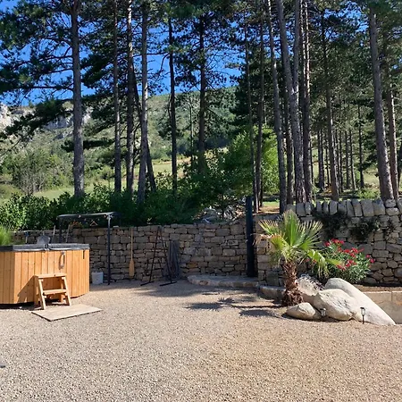 Manoir Du Charme Dans Les Gorges Du Tarn Lozere Quezac (Lozere)