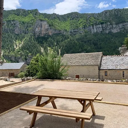 Manoir Du Charme Dans Les Gorges Du Tarn Lozere فندق مبيت وإفطار Quezac (Lozere)