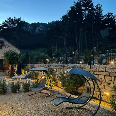 فندق مبيت وإفطار Manoir Du Charme Dans Les Gorges Du Tarn Lozere