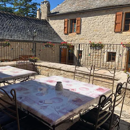Bed & Breakfast Manoir Du Charme Dans Les Gorges Du Tarn Lozere 4*