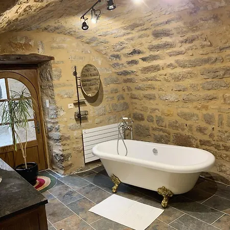 Manoir Du Charme Dans Les Gorges Du Tarn Lozere Oda ve Kahvaltı Quezac (Lozere)