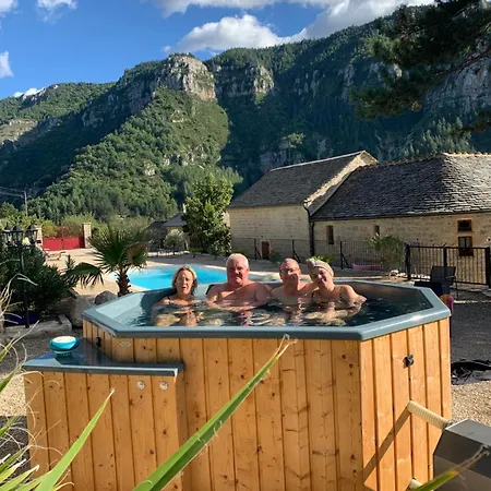Manoir Du Charme Dans Les Gorges Du Tarn Lozere Oda ve Kahvaltı 4*