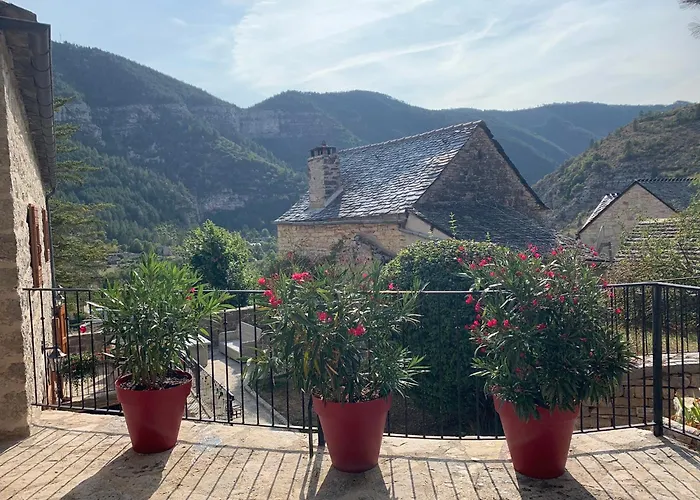 Manoir Du Charme Dans Les Gorges Du Tarn Lozere Nocleg ze śniadaniem