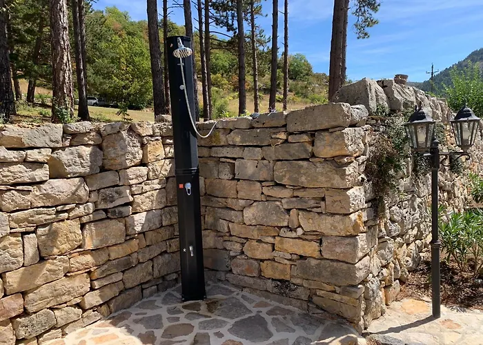 Manoir Du Charme Dans Les Gorges Du Tarn Lozere Nocleg ze śniadaniem