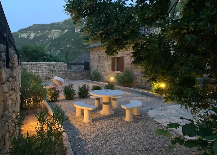 Nocleg ze śniadaniem Manoir Du Charme Dans Les Gorges Du Tarn Lozere 4*