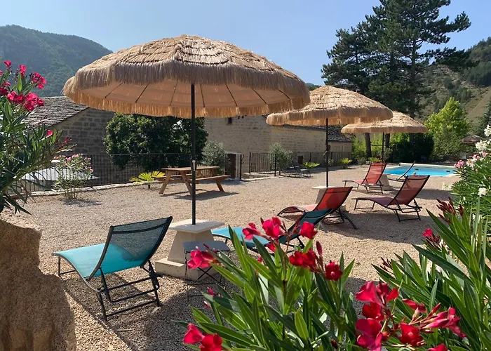 Manoir Du Charme Dans Les Gorges Du Tarn Lozere 4* Quézac