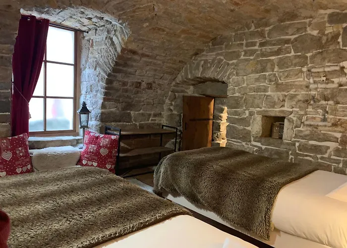 ベッド・アンド・ブレックファスト Manoir Du Charme Dans Les Gorges Du Tarn Lozere