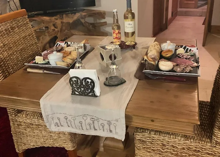 Manoir Du Charme Dans Les Gorges Du Tarn Lozere