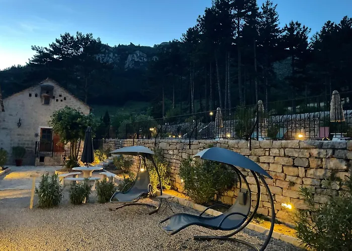 Nocleg ze śniadaniem Manoir Du Charme Dans Les Gorges Du Tarn Lozere