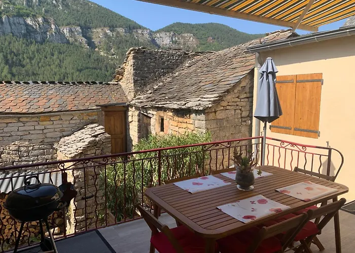 ベッド・アンド・ブレックファスト Manoir Du Charme Dans Les Gorges Du Tarn Lozere 4*