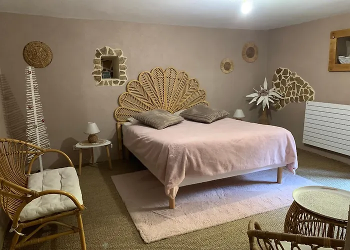 Manoir Du Charme Dans Les Gorges Du Tarn Lozere 4*